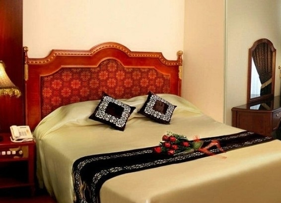 هتل قصرالضیافة مشهد